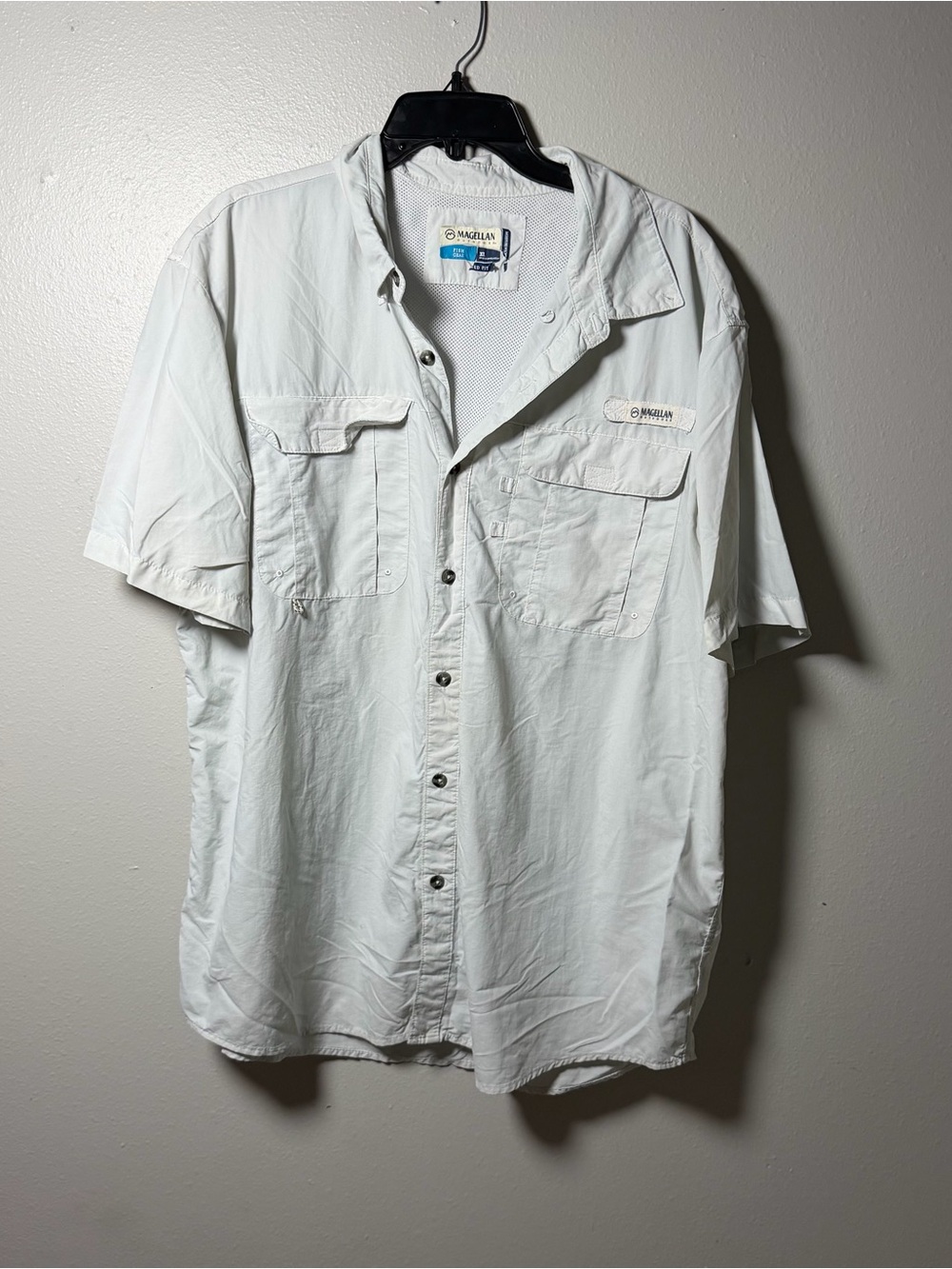 Magellan Outdoors Men's Short-Sleeve Button Shirt Gray Relaxed Fit Fish Gear XL